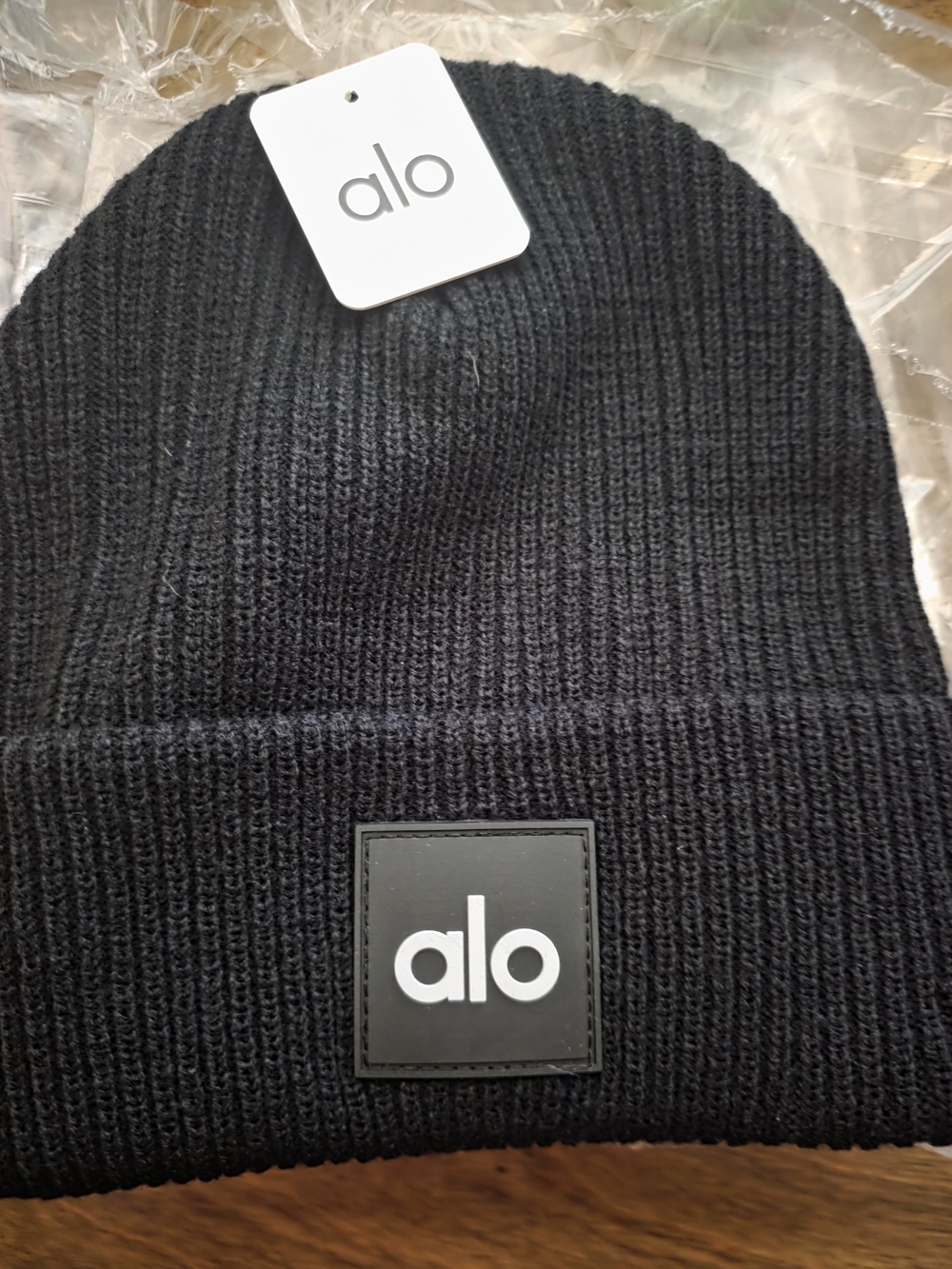 ALO Black Ribbed Knit Beanie with Logo Patch